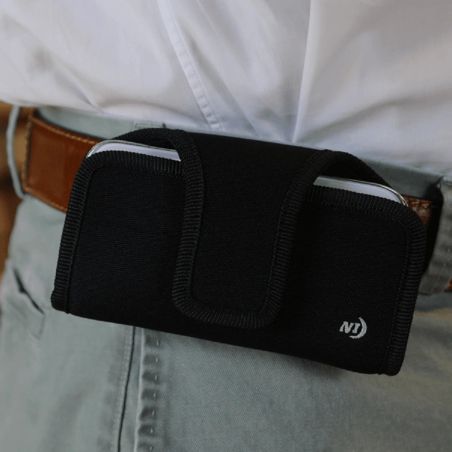 Nite Ize Funda Horizontal Para Celular Fits All Horizontal Negra Hecho en USA.