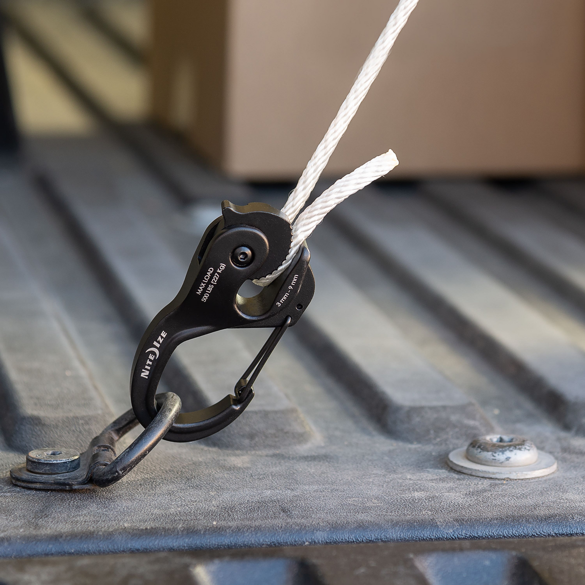 Tensor de cuerda de aluminio CamJam® XT™ NITE IZE