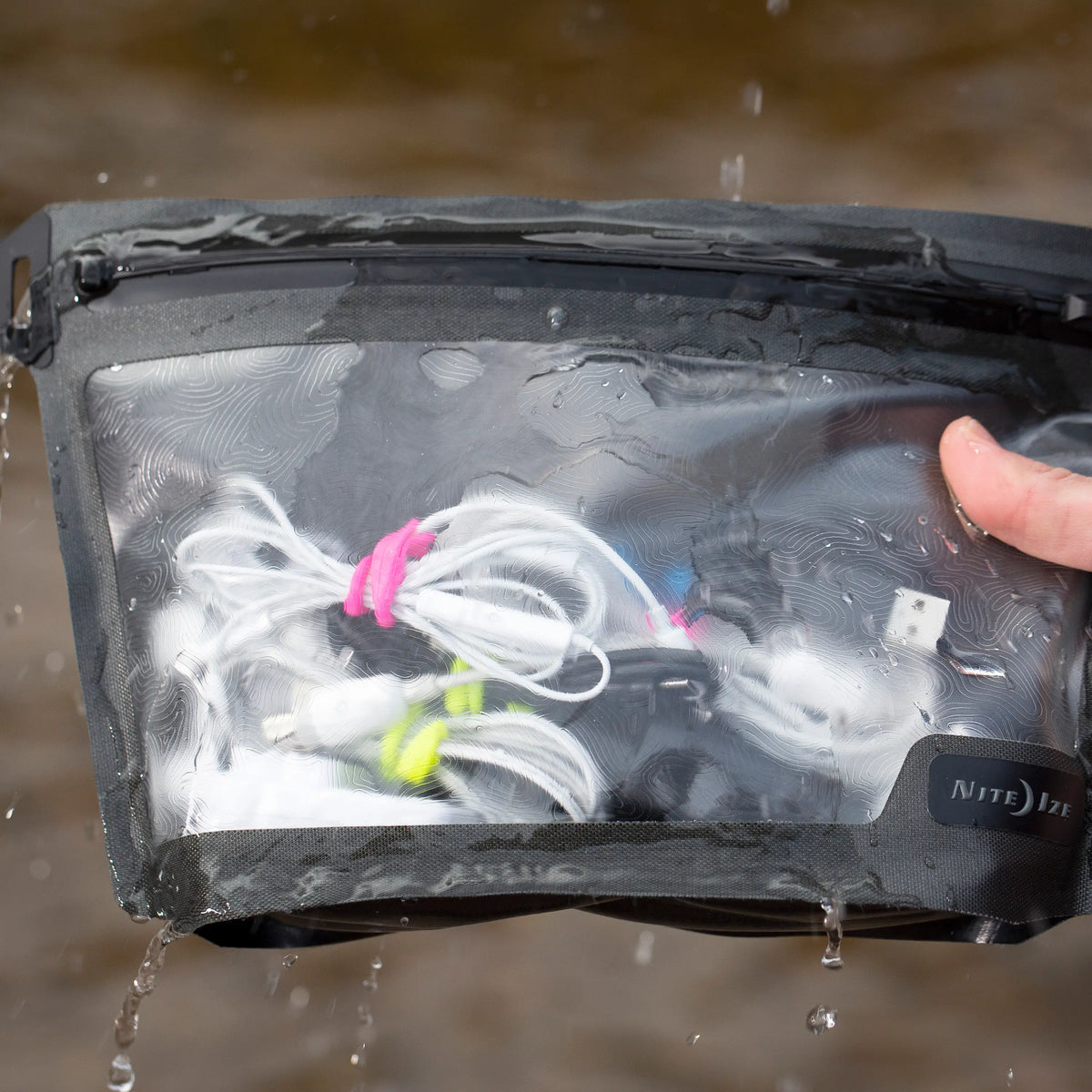 Bolsa impermeable RunOff® 3-1-1 NITE IZE